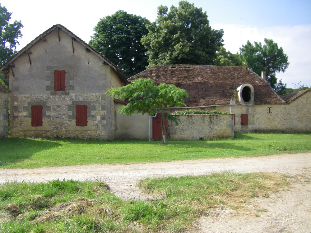 Aire camping-car  Saint-Germain-et-Mons (24520) - Photo 1